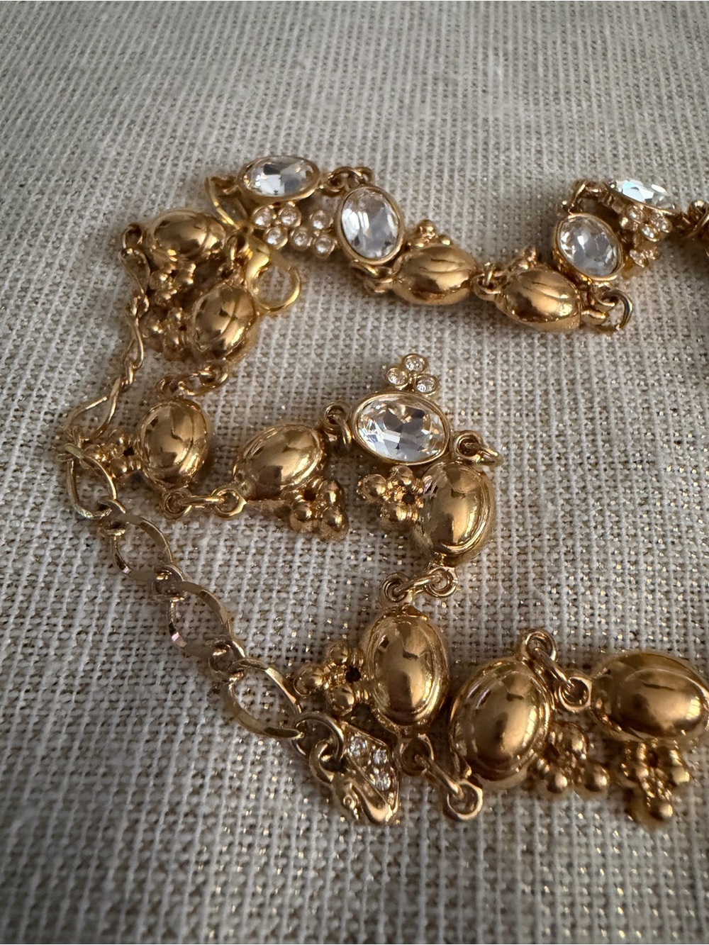 Vintage Swarovski Gold Clear Crystal Trefoil Station Link Necklace - Picture 7 of 9